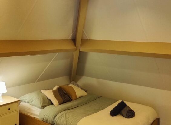 Asia room with workspace in Zoetermeer